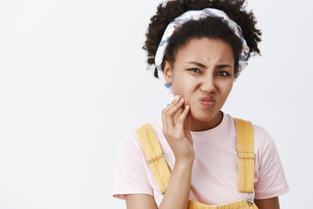 Tanda-Tanda Kulit Mengalami Over-Exfoliating dan Cara Mengatasinya